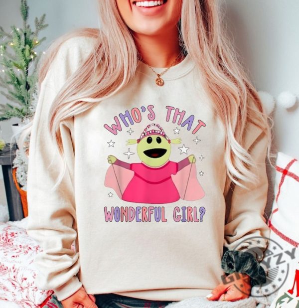 Nanalan Whos That Wonderful Girl Retro Shirt Nanalan Sweatshirt Nanalan Merch Nanalan Cartoon Hoodie Nanalan Meme Tshirt Cartoon Shirt giftyzy 1