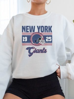 New York Giants T Shirt New York Giants Sweatshirt New York Giants Crewneck New York Giants Gift New York Giants Tee Nfl Shirt Unique revetee 2