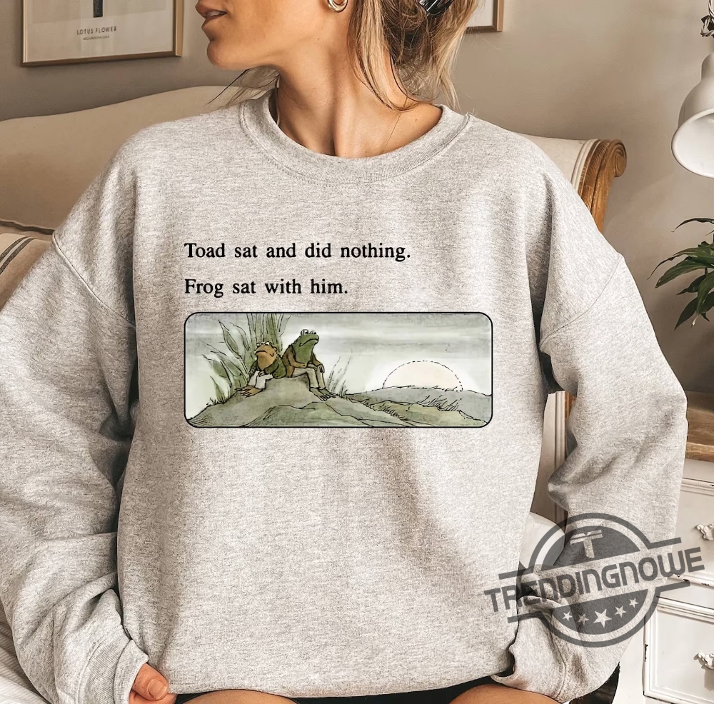 Frog And Toad Sweatshirt, Classic Book Sweatshirt, Retro Vintage  Sweatshirts, Book Lovers Shirt