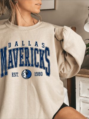 Vintage Dallas Mavericks Shirt Dallas Basketball Hoodie Unisex Basketball Shirt Dallas Mavericks Sweatshirt Mavericks Basketball Tee Unique revetee 2