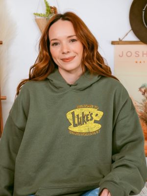 Lukes Diner Stars Hollow Sweatshirt And Hoodie Retro Text Lukes Diner Sweatshirt Vintage Style Stars Hollow Hoodie Gift Unique revetee 5