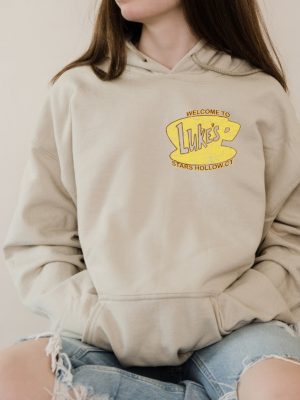 Lukes Diner Stars Hollow Sweatshirt And Hoodie Retro Text Lukes Diner Sweatshirt Vintage Style Stars Hollow Hoodie Gift Unique revetee 6