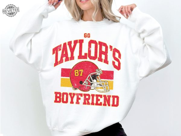 Taylor And Travis Sweatshirt Taylors Boyfriend Sweatshirt Kansas City Crewneck Football Era Sweatshirt Taylor Fan Vintage Game Day Shirt Unique revetee 1 1