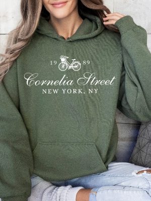 Cornelia Street Sweatshirt New York Sweatshirt Bike Floral Sweatshirt Album Sweatshirt Unique revetee 4