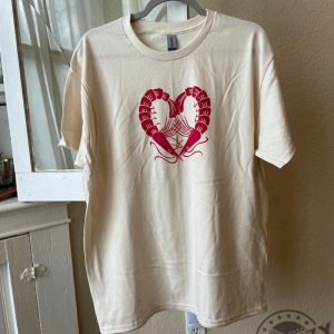 Shrimps In Love Hand Printed Tshirt Handmade Linocut Block Print On Cotton Shirt giftyzy 3