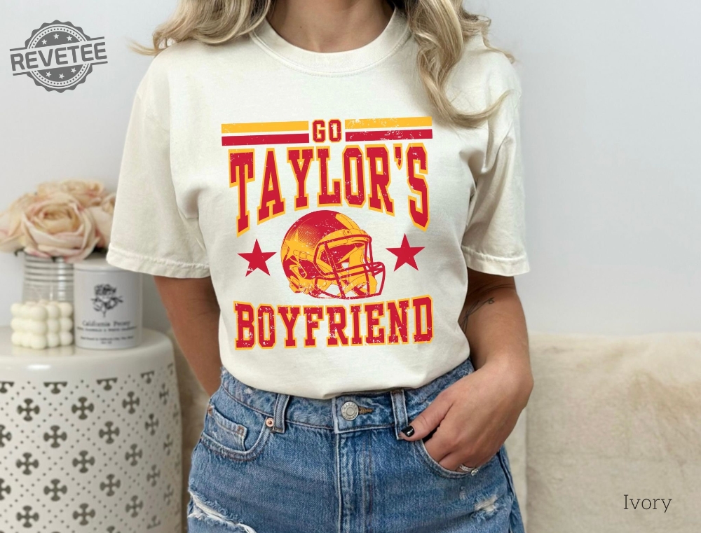 Go Taylors Boyfriend Sweatshirt Shirt Go Taylors Bf Retro Sweatshirt Taylor Travis Shirt Cute Taylors Bf Shirt Unique