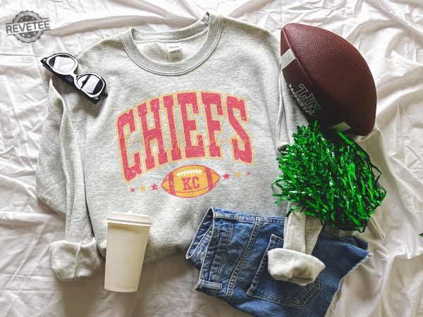 Kc Chiefs Retro Crewneck Kc Chiefs Apparel Chiefs Shirt Chiefs Sweatshirt Kansas City Afc West Kansas City Sweatshirt revetee 1