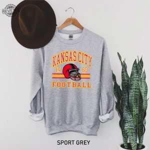 Kansas City Sweatshirt Crewneck Vintage Chiefs Retro Style Kansas City Football Sweatshirt Kansas City Sweatshirt Sunday Football Nfl revetee 2