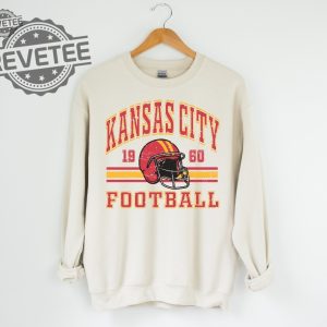 Kansas City Chief Retro Style Sweatshirt Crewneck Vintage Chief Fan Gift Football Crewneck Sweatshirt Football Fan Tee Unique revetee 2 1