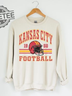 Kansas City Chief Retro Style Sweatshirt Crewneck Vintage Chief Fan Gift Football Crewneck Sweatshirt Football Fan Tee Unique revetee 2 1