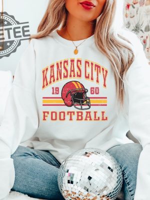 Kansas City Chief Retro Style Sweatshirt Crewneck Vintage Chief Fan Gift Football Crewneck Sweatshirt Football Fan Tee Unique revetee 4 1