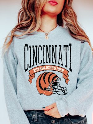 Cincinnati Football Sweatshirt Vintage Style Crewneck Sweatshirt Game Day Pullover Bengals Crewneck Sweatshirt Unique Hoodie And More revetee 2