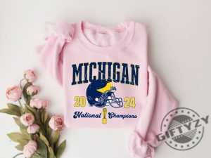 Michigan Football Vintage Style Shirt University Football Trendy College Throwback Sweatshirt Vintage Michigan National Champions Tshirt Unisex Hoodie Trendy Shirt giftyzy 4