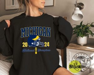 Michigan Football Vintage Style Shirt University Football Trendy College Throwback Sweatshirt Vintage Michigan National Champions Tshirt Unisex Hoodie Trendy Shirt giftyzy 6