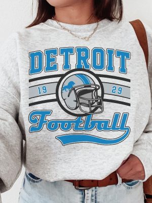 Vintage Detroit Football Crewneck Sweatshirt Lions Sweatshirt Unique Detroit Lions Nfc North Champions Shirt revetee 3