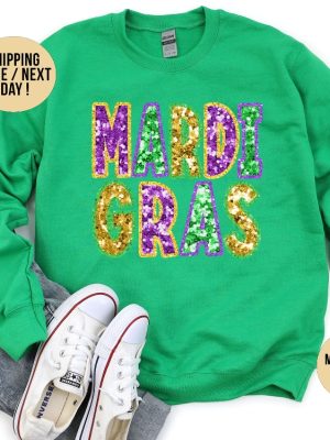 Mardi Gras 2024 Shirt Cute Mardi Gras Long Sleeve Shirt Louisiana Parade Krewe New Orleans Sweater Flower De Luce Shirt Faux Glitter Design Unique revetee 2