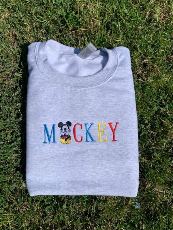 mickey mouse crewneck tshirt sweatshirt hoodie mens womens vintage embroidered crew neck shirts retro disney embroidery gift for fans laughinks 4