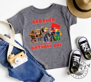 Personalized Roblox Birthdayboy Shirt Roblox Birthdaygirl Sweatshirt Family Birthday Tshirt Bday Family Matching Hoodie Video Game Birthday Theme Shirt giftyzy 5