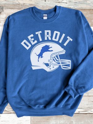 Detroit Michigan Crewneck Sweatshirt Detroit Inspired Football Fan Shirt Distressed Vintage 90S Sweatshirt Michigan Gifts Football Fan Unique revetee 2