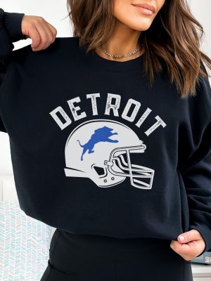 Detroit Michigan Crewneck Sweatshirt Detroit Inspired Football Fan Shirt Distressed Vintage 90S Sweatshirt Michigan Gifts Football Fan Unique revetee 3