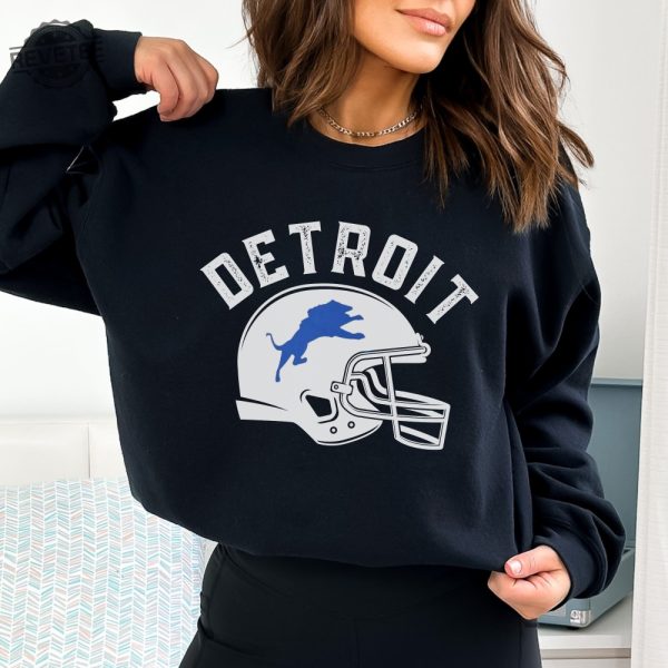 Detroit Michigan Crewneck Sweatshirt Detroit Inspired Football Fan Shirt Distressed Vintage 90S Sweatshirt Michigan Gifts Football Fan Unique revetee 3