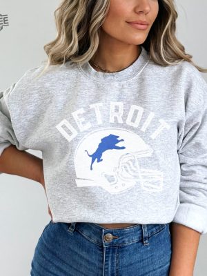 Detroit Michigan Crewneck Sweatshirt Detroit Inspired Football Fan Shirt Distressed Vintage 90S Sweatshirt Michigan Gifts Football Fan Unique revetee 4