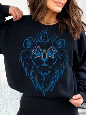 Vintage Detroit Football Sweatshirt Lions Football Crewneck Retro Style Lions Shirt Gift For Lions Football Fan Detroit Lions Gift Michigan Unique revetee 3