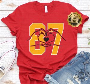 Kelce Heart Hands Shirt Kelce Chiefs Hoodie Kc Football Championship Sweatshirt Red Kingdom Tshirt Trendy Shirt giftyzy 3