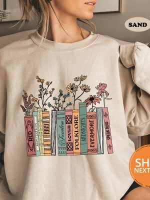 Albums As Books Sweatshirt Trendy Aesthetic For Book Lovers Crewneck Folk Music Hoodie Taylor Swift Albums As Books Unique revetee 2