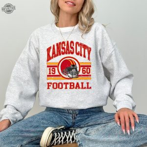 Vintage Kansas City Chiefs Sweatshirt Shirt Trendy Kansas City Football Shirt Chief Football Shirt Vintage Kansas City Chiefs Sweatshirt Unique revetee 4