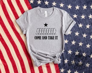 Come And Take It Razor Wire Shirt Texas Tshirt Political Hoodie Texas Strong Election Sweatshirt Secure Our Borders Barbed Wire Shirt giftyzy 2