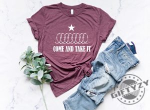 Come And Take It Razor Wire Shirt Texas Tshirt Political Hoodie Texas Strong Election Sweatshirt Secure Our Borders Barbed Wire Shirt giftyzy 6