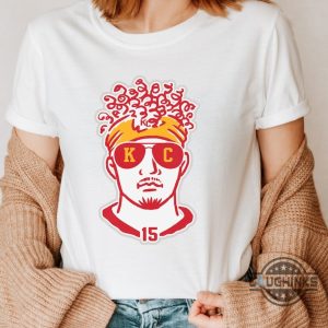 mahomes t shirt sweatshirt hoodie mens womens patrick mahomes shirts kansas city chiefs football player lover tshirt kc chiefs support super bowl gift laughinks 2