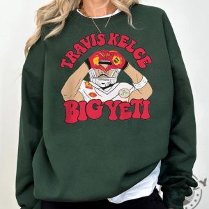 Vintage Travis Kelce Shirt Retro Travis Sweatshirt Sport Gift Football Fan Hoodie Classic 90S Graphic Tshirt Game Day Shirt giftyzy 5