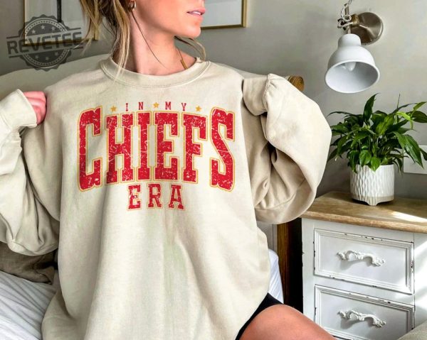 Kansas City Chief Era Shirt Kc Chiefs Football Shirt Kelce Eras American Football Shirt Travis Kelce Shirt Football Fan Gifts Unique revetee 4