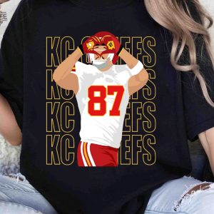 Travis Kelce Heart Hands Sweatshirt Go Taylors Boyfriend Shirt Kansas City Champions 2023 Shirt Unique revetee 2
