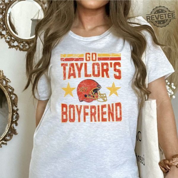 Super Bowl T Shirt Kansas City Chiefs Kelce Swiftie Football Tee 49Ers Football Game Lucky 13 Go Taylor Swift Boyfriend Shirt Super Bowl Tee Unique revetee 3