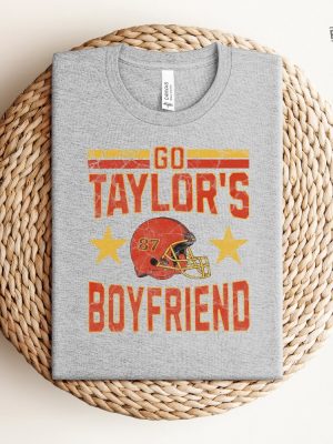 Super Bowl T Shirt Kansas City Chiefs Kelce Swiftie Football Tee 49Ers Football Game Lucky 13 Go Taylor Swift Boyfriend Shirt Super Bowl Tee Unique revetee 4