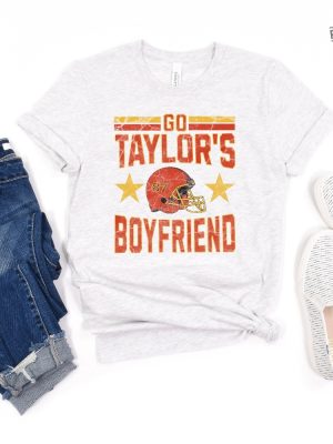 Super Bowl T Shirt Kansas City Chiefs Kelce Swiftie Football Tee 49Ers Football Game Lucky 13 Go Taylor Swift Boyfriend Shirt Super Bowl Tee Unique revetee 6