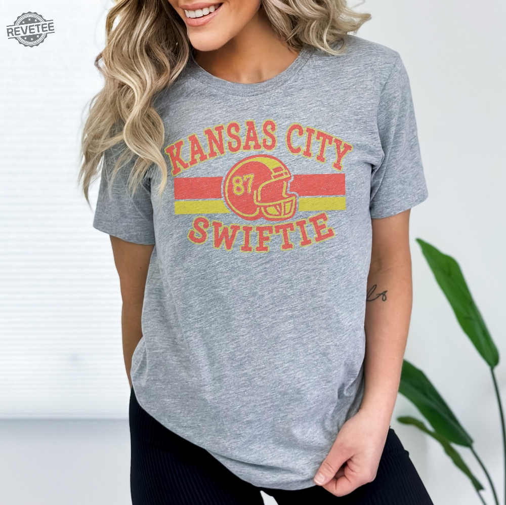 Taylor Swift Kansas City Chiefs Swifties Shirt Travis Kelce Message To Taylor Swift Go Taylors Boyfriend Shirt Unique