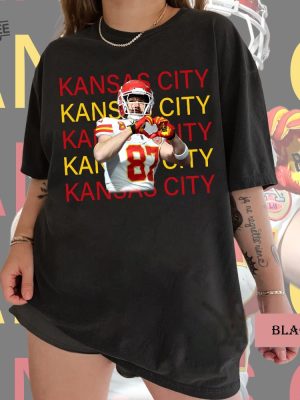 Travis Kelce Heart Hands Shirt Funny Travis Kelce Heart Shirt Travis Kelce Message To Taylor Swift Go Taylors Boyfriend Shirt Unique revetee 2