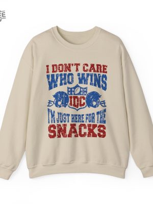 Funny Football Sweatshirt Superbowl Shirt Just Here For The Snacks Shirt Travis Kelce Message To Taylor Swift Go Taylors Boyfriend Shirt Unique revetee 3