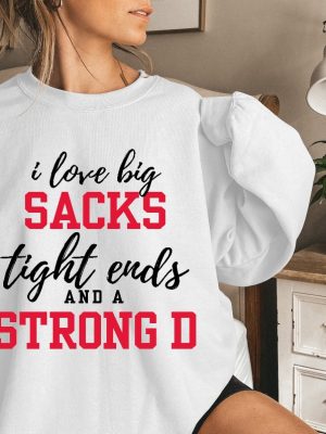 Funny Football Sweatshirt Super Bowl Sweatshirt Nfl Sweatshirt Travis Kelce Message To Taylor Swift Go Taylors Boyfriend Shirt Unique revetee 3