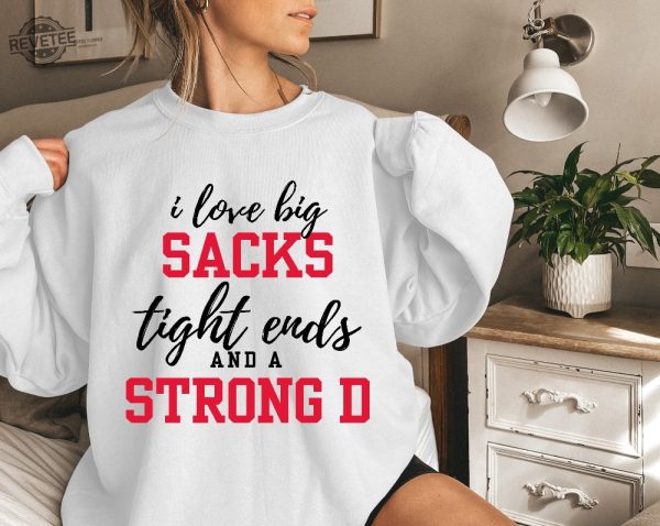 Funny Football Sweatshirt Super Bowl Sweatshirt Nfl Sweatshirt Travis Kelce Message To Taylor Swift Go Taylors Boyfriend Shirt Unique revetee 3