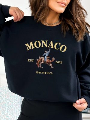 Retro Monaco Sweatshirt Nadie Sabe Lo Que Va Pasar Manana Shirt Benito Sweatshirt Gift For Fan Bunny Sweatshirt Music Shirt Unique revetee 3