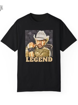 Legend Toby Keith Shirt 90S Country Music Icon Large Graphic Concert Tee Retro Style Gift For Her Him Music Lover Unique revetee 2