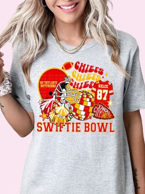 Go Taylors Boyfriend Sweatshirt Taylor Swift Super Bowl Outfit Taylor Swift And Travis Kelce Super Bowl Shirts Kansas City Cheifs Unique revetee 2