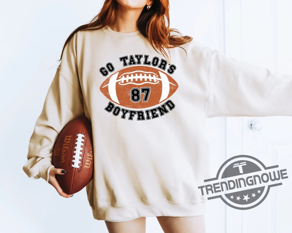 Go Taylors Boyfriend Shirt Swift Kelce Fan Gift T Shirt Vintage Football Fans Tshirt Go Taylors Boyfriend Tee