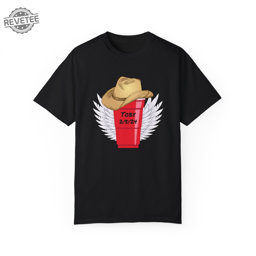 Toby Keith In Memory Red Solo Cup Wings Toby Keith Merchandise Toby Keith Apparel Toby Keith T Shirts Unique