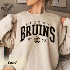 Vintage Boston Bruins Sweatshirt Bruins Tee Hockey Sweatshirt College Sweater Hockey Fan Shirt Boston Hockey Shirt Unique revetee 2